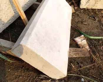維護水泥路邊石受損的要點是什么